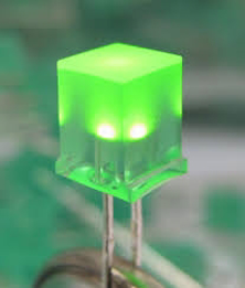 Picture of LED TH Green Square Diffused STD 2.2V 7mcd 80mW 5 x 7.1mm Radial Bulk Bright Led